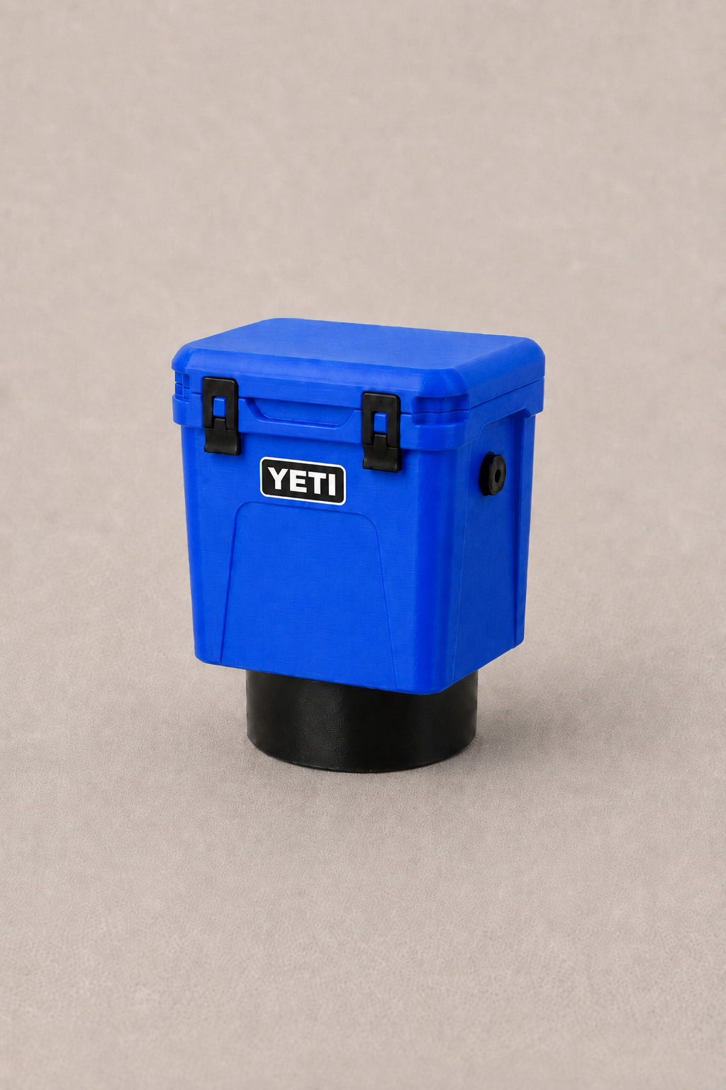 YETI Roadie DO35 Pin Hitch Cover