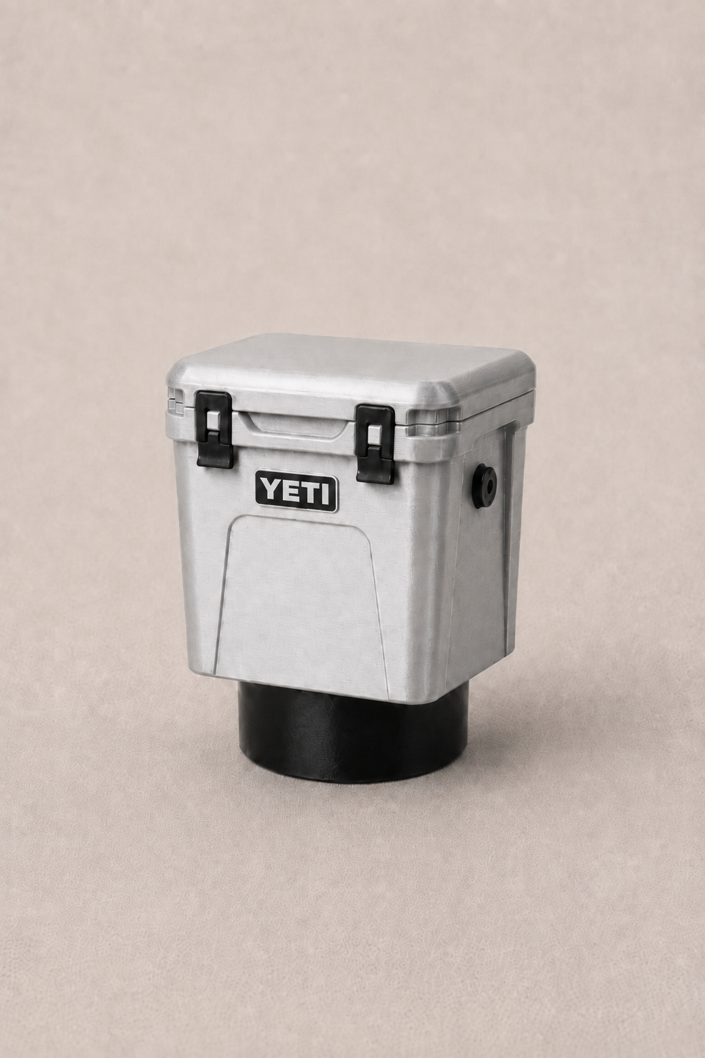 YETI Roadie DO35 Pin Hitch Cover