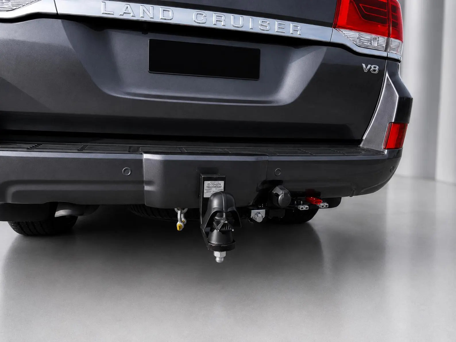DO35 Tow Pin Cover